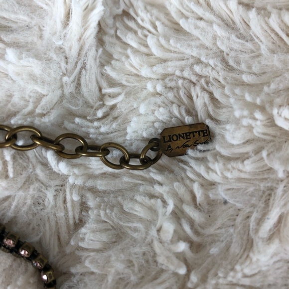 NWOT 💕 Lionette Choker with Pink Crystals, Pearl - Picture 5 of 5